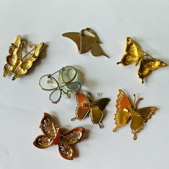 Colorful Butterfly Brooch Set - Picture 2 of 3